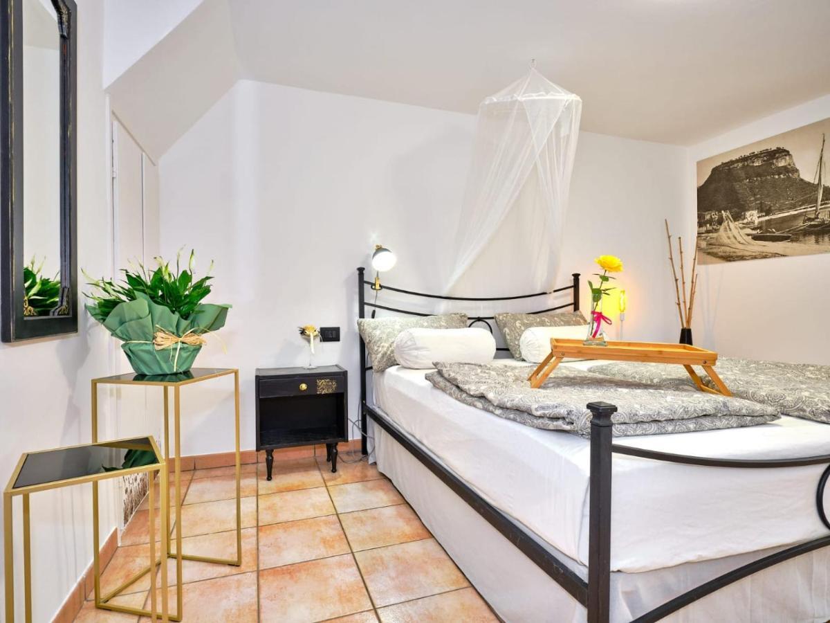 Apartmán Domus Garda Garda  Exteriér fotografie