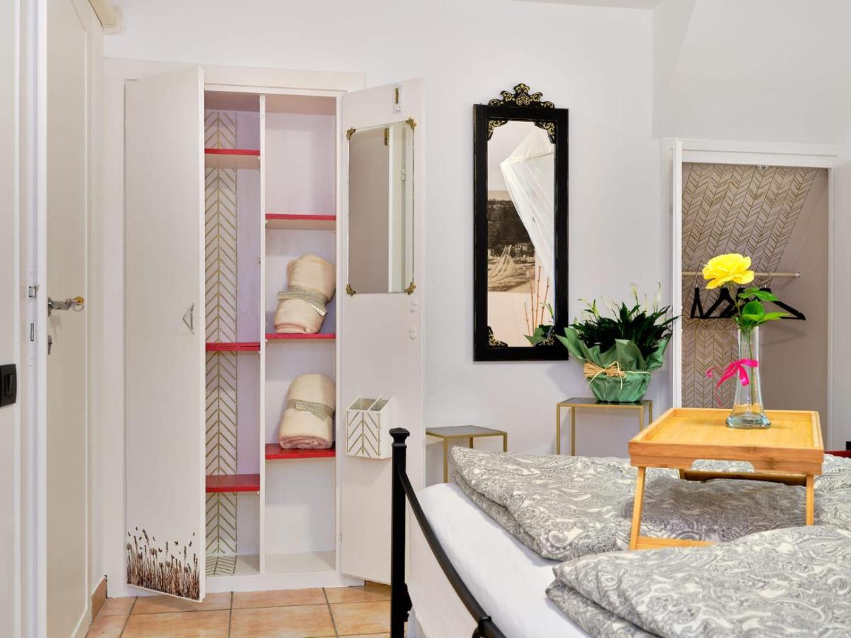 Apartmán Domus Garda Garda  Exteriér fotografie